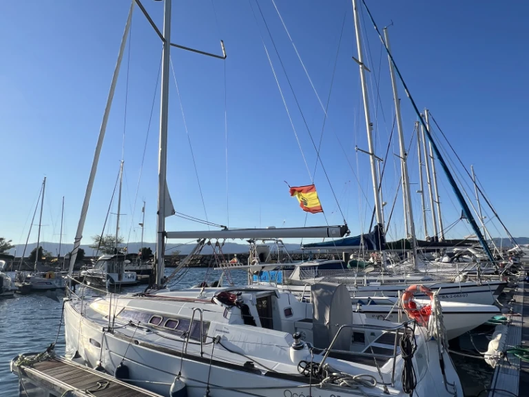 Wynajem Żaglowiec w Vilanova de Arousa - Bénéteau Oceanis 31