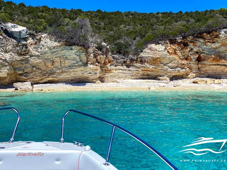 Wynajmij Marinello Eden 590 w Gáïos