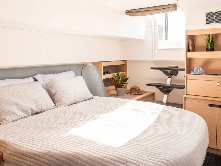 Wynajem Katamaran w Cannes - Fountaine Pajot Aura 51