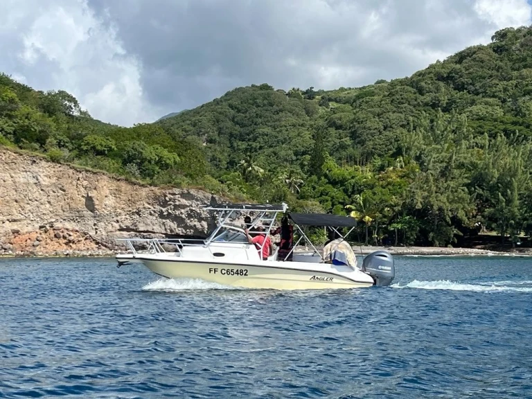 Wynajem Motorówka w Le Gosier - Angler 2100 WA