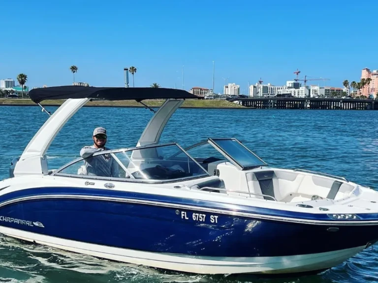 Wynajmij Chaparral 230 SUNCOAST w Miami