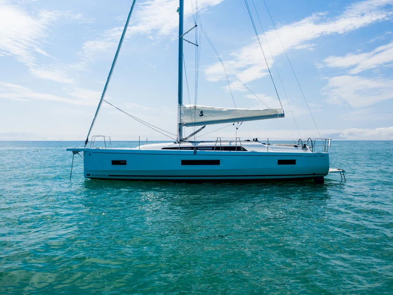 Wynajmij Bénéteau Oceanis 40.1 w Ao Po