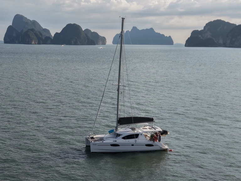 Wynajmij Leopard Catamarans / Robertson & Caine Leopard 39 w Mai Khao
