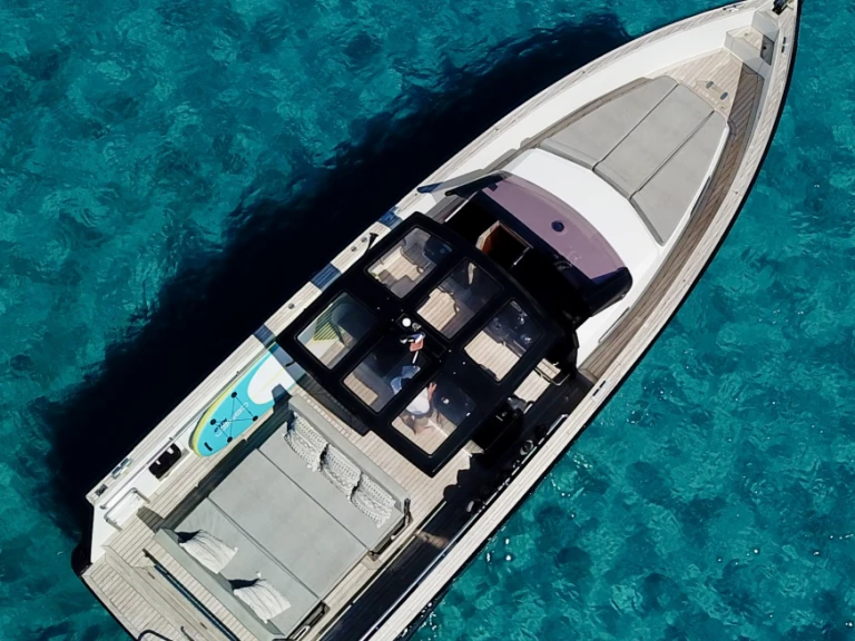 Wynajem łodzi Port Grimaud tanio Fjord 40 Open