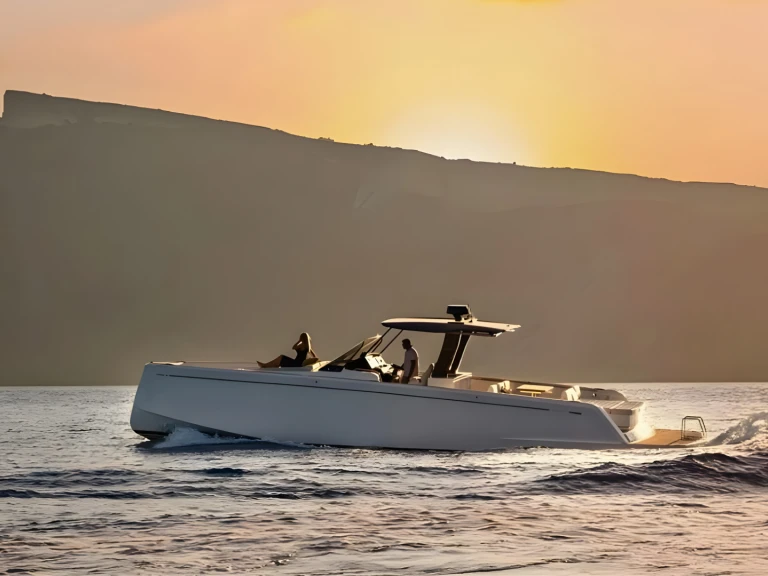 Wynajem Motorówka Pardo Yachts z patentem 