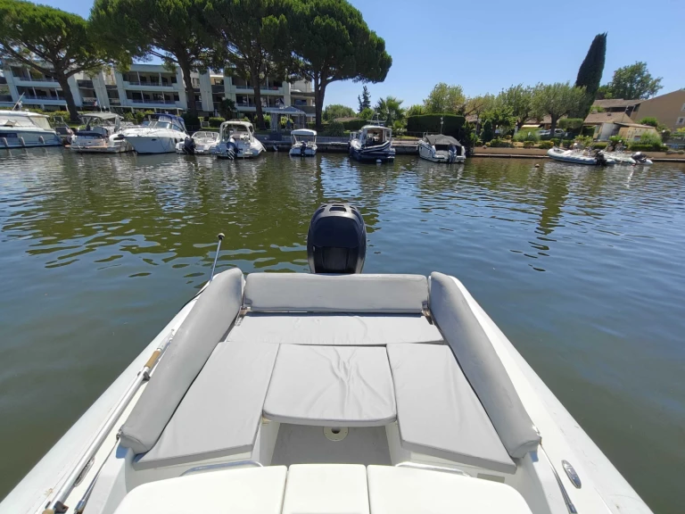 Wynajem łodzi Port de Cannes Marina tanio Selva D840 Exclusive