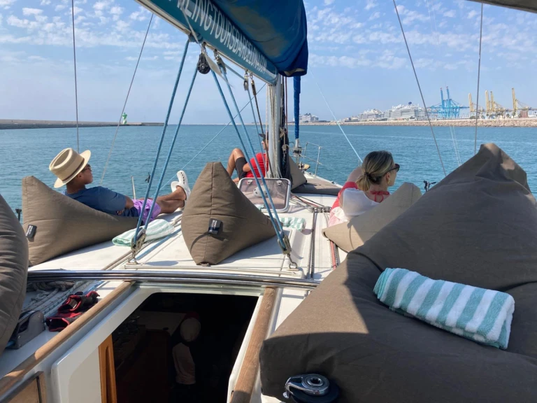 Wynajem łodzi Bénéteau Cyclades 43.3 w Barcelona na SamBoat 