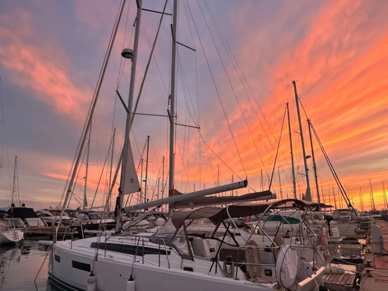Wynajem w Marina deportiva de Menorca- Jeanneau Sun oddysey 350 na SamBoat