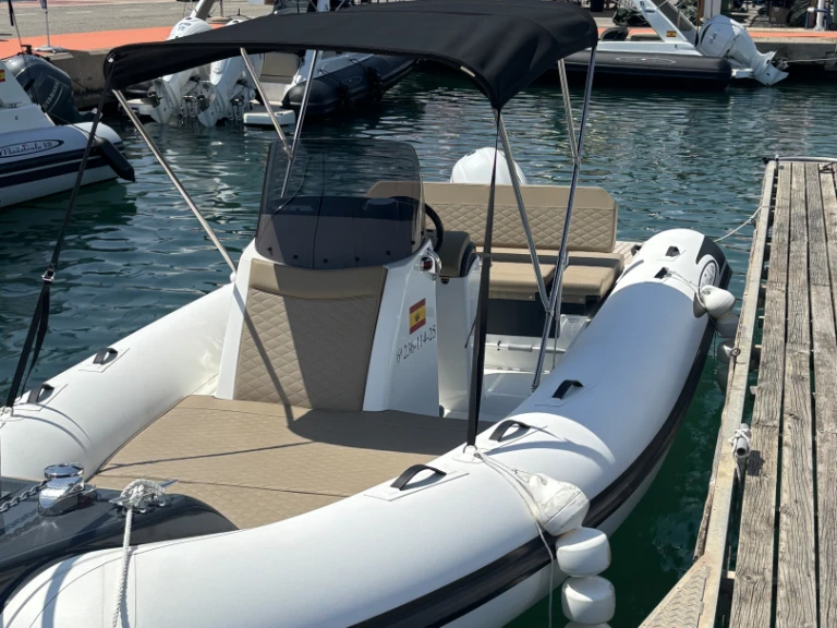 Wynajem łodzi Port Balís tanio fun650