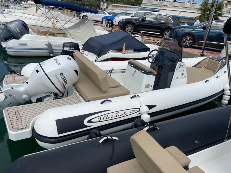 Wynajem Łódż półsztywna w Port Balís - Maestrale fun650