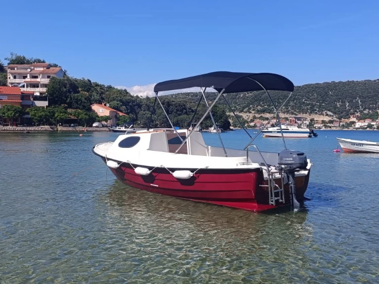 Wynajmij Adria 500 Cabin w Supetarska Draga