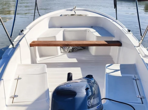Wynajmij Adria 500 Open w Supetarska Draga