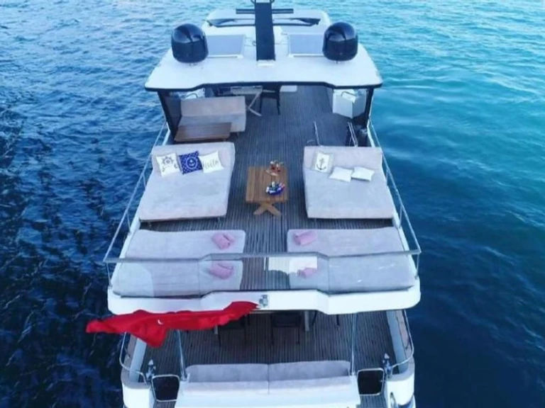 Wynajem łodzi Custom Made Custom made w Goecek na SamBoat 