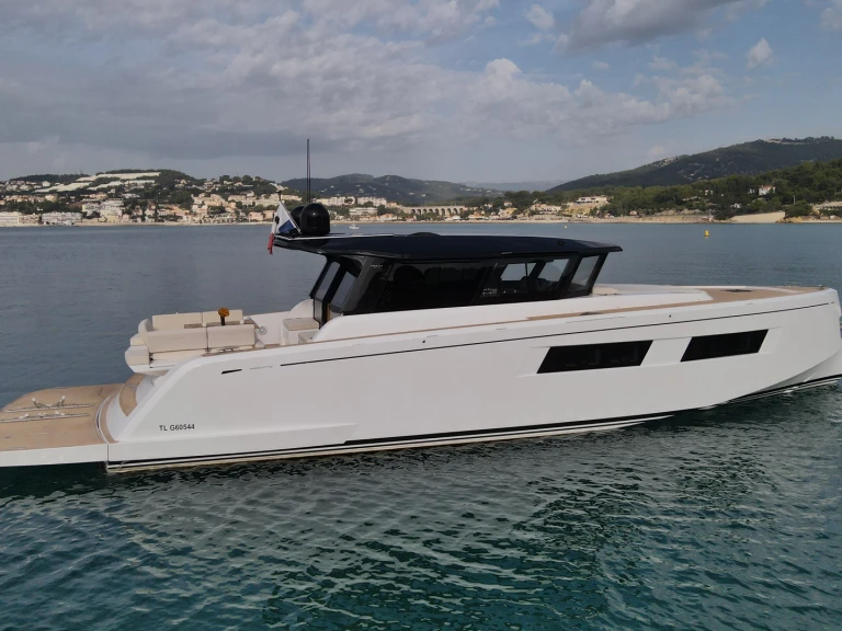 Wynajmij Pardo Yachts GT 52 w Baie de Bandol