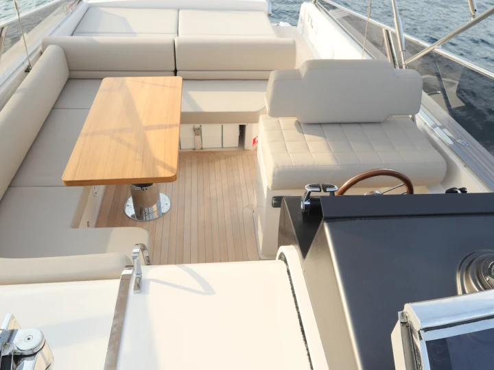 Wynajmij Itama Itama 45 w Saint-Tropez