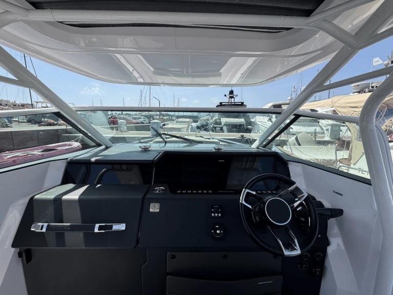 Wynajem Motorówka w Port Cogolin - Axopar Axopar 37 Sun-Top