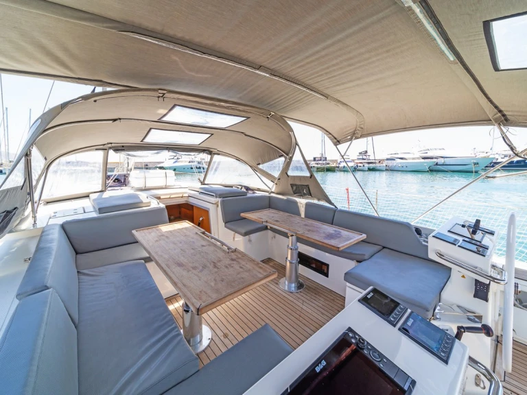 Wynajem w Alimos- Bavaria Bavaria C57 na SamBoat