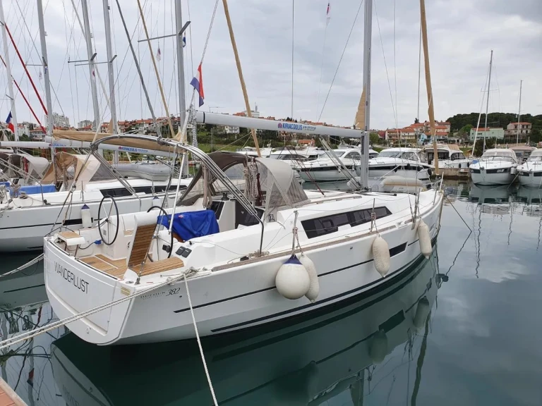 Wynajem w Kos- Dufour Dufour 382 Grand Large na SamBoat
