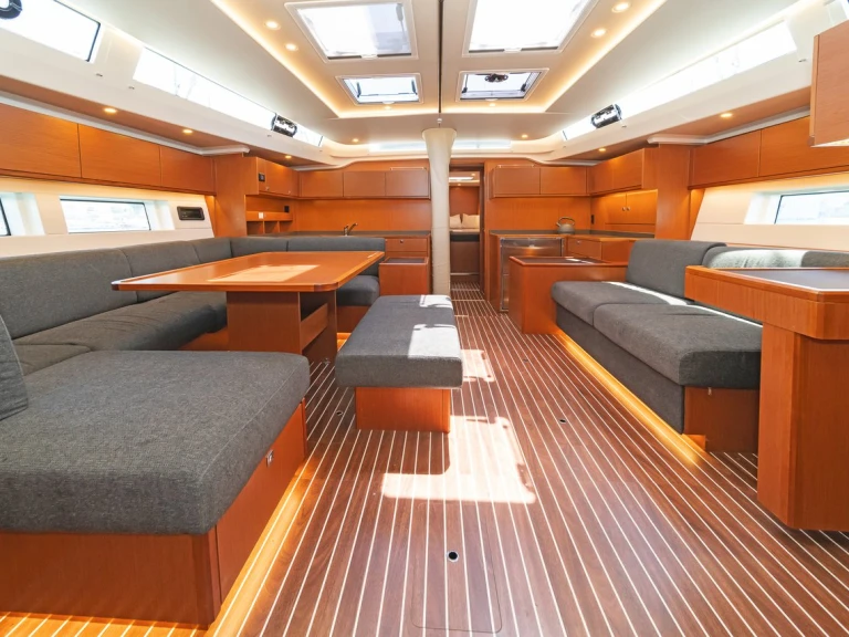Wynajem Żaglowiec w Alimos - Bavaria Bavaria C57