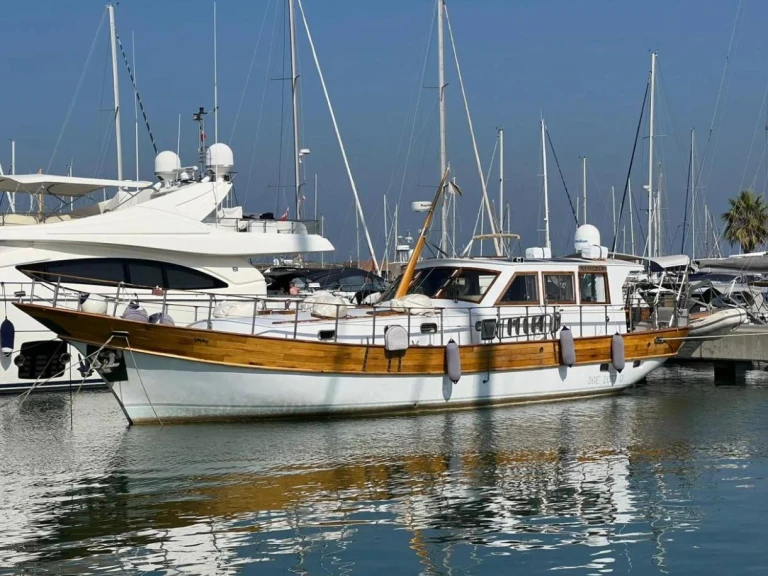 Wynajem łodzi Gulet First 48 w Pisa na SamBoat 