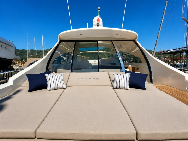 Wynajmij Pershing Pershing 65 w Portofino