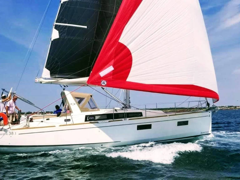Wynajmij Żaglowiec z lub bez skippera Bénéteau w Les Sables-d'Olonne