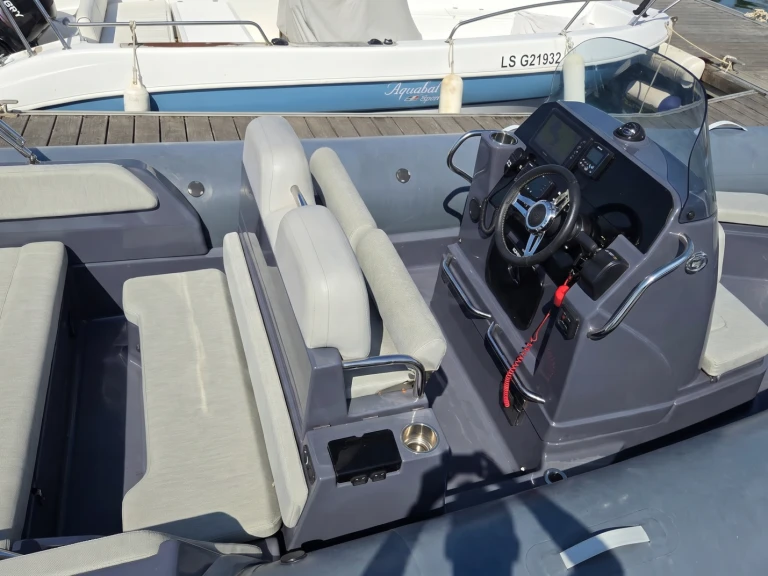 Wynajem łodzi Zodiac Medline 7.5 w Les Sables-d'Olonne na SamBoat 