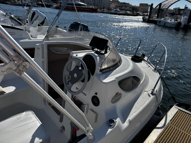 Wynajem łodzi Quicksilver Quicksilver 420 Flamingo w Arcachon na SamBoat 