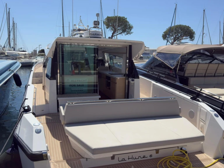 Motorówka do wynajmu w Beaulieu-sur-Mer w najlepszej cenie