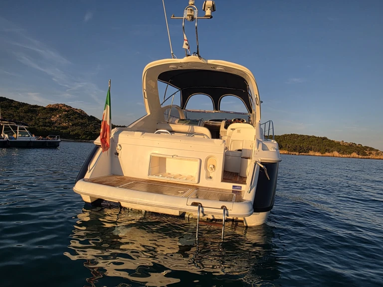Motorówka do wynajmu w Porto Rotondo w najlepszej cenie