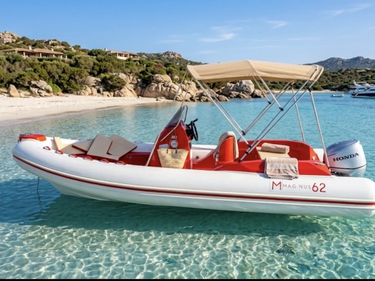 Motorówka do wynajmu w Porto Rotondo w najlepszej cenie