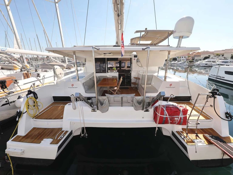 Wynajem Katamaran w Trogir - Fountaine Pajot Lucia 40