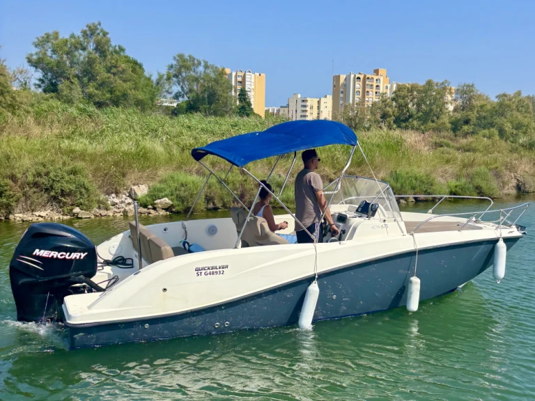 Wynajmij Quicksilver Activ 675 Sundeck w Carnon-Plage