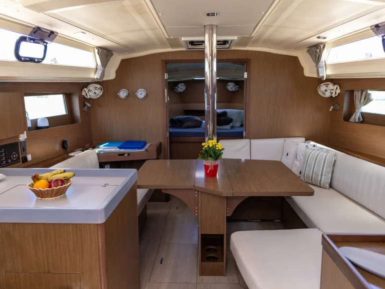 Wynajem łodzi Bénéteau Oceanis 41.1 Performance w Port de Pollenca na SamBoat 