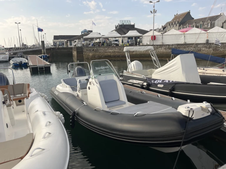 Wynajem w La Trinité-sur-Mer- Zodiac Medline 6.8 na SamBoat