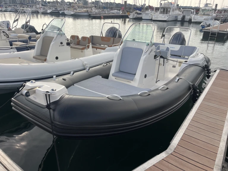 Wynajem łodzi La Trinité-sur-Mer tanio Medline 6.8