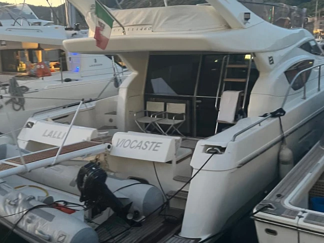 Motorówka do wynajmu w Polignano a Mare w najlepszej cenie