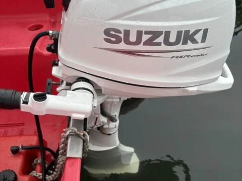 Wynajmij Motorówka z lub bez skippera Whaly w Sète