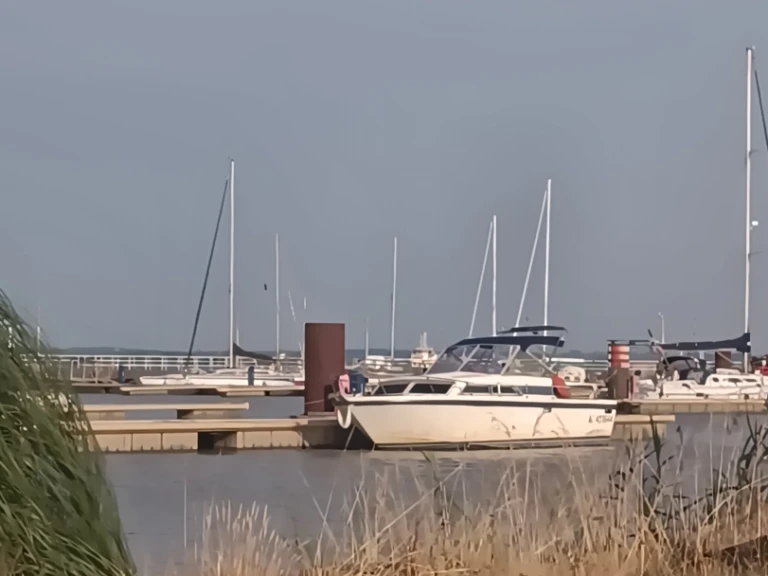 Motorówka do wynajmu w Pauillac w najlepszej cenie