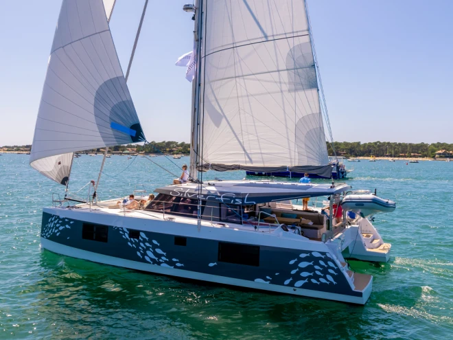 Wynajmij Nautitech Nautitech 40 Open  w Port-Saint-Louis-du-Rhône