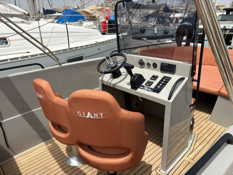 Wynajem łodzi Port d'Alicante tanio 600 SPORT