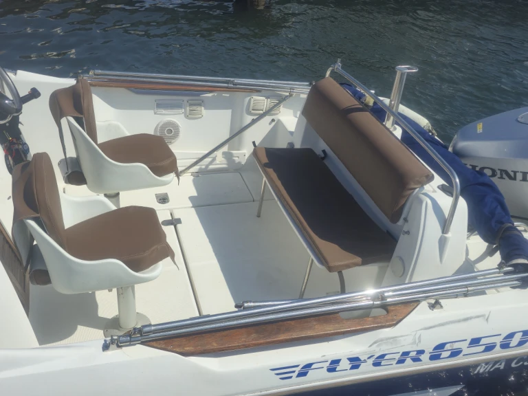 Wynajem łodzi Bénéteau Flyer 650 Open w Ayguade-Ceinturon na SamBoat 