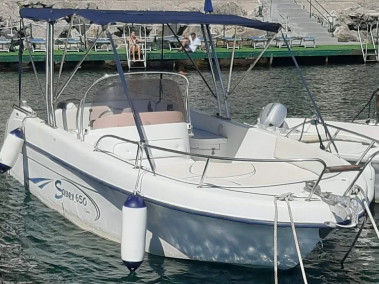 Wynajem łodzi Amalfi tanio Saver 690 Open