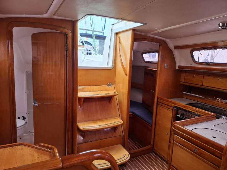 Wynajmij Bavaria Bavaria 33 Cruiser w Trogir