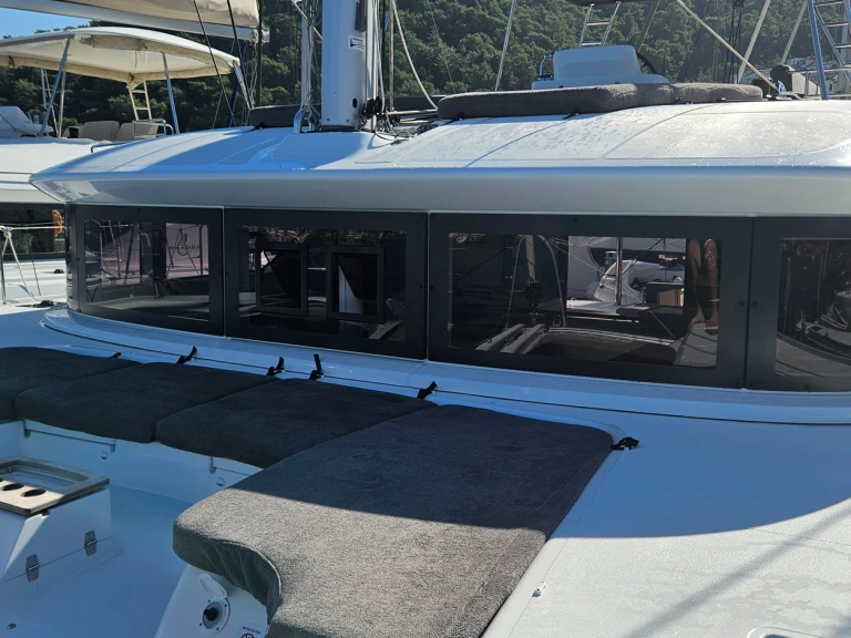 Wynajmij Katamaran z lub bez skippera Lagoon w Fethiye
