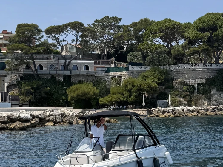 Wynajem łodzi Jeanneau Cap Camarat 10.5 WA w Nicea na SamBoat 