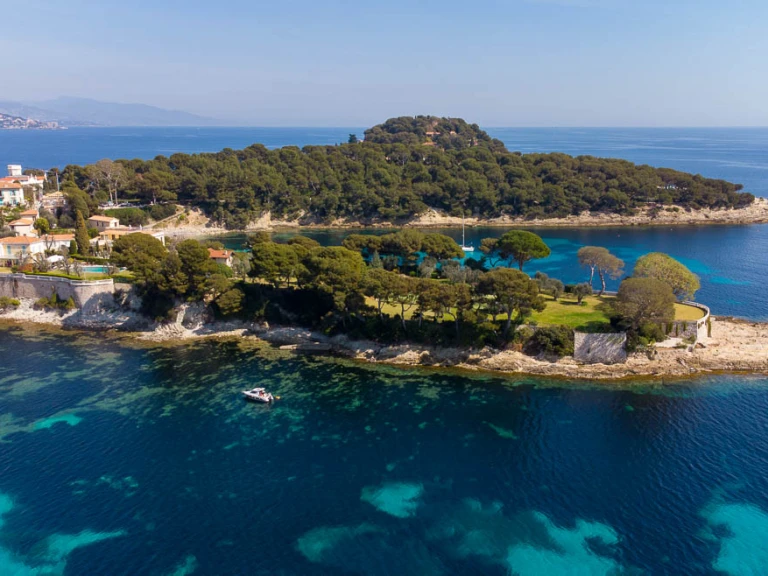 Wynajmij Jeanneau Prestige 34 Open w Beaulieu-sur-Mer
