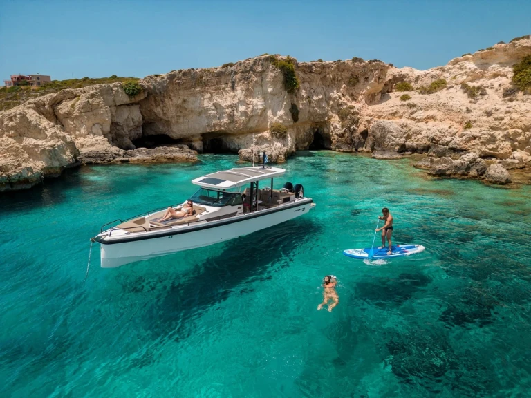 Axopar Axopar 37 Sun-Top między profesjonalistami a osobami prywatnymi w Port de Cap d'Ail