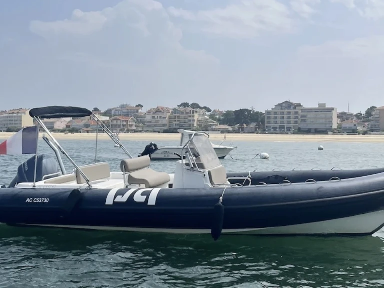 Wynajem łodzi Grand Piquey tanio Clubman 26 Special