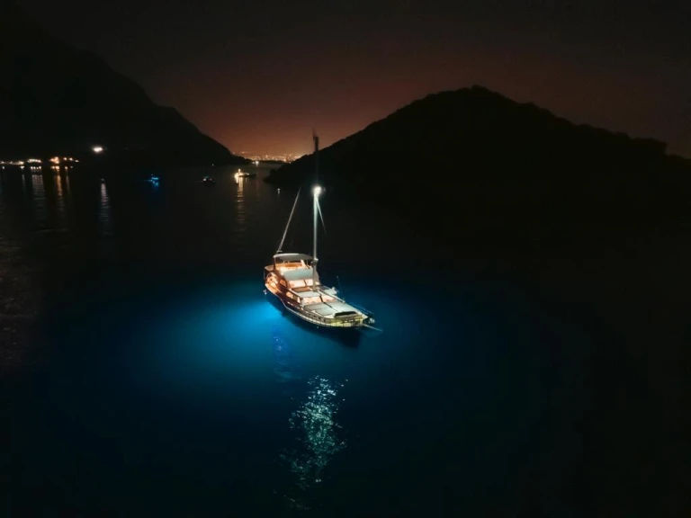 Wynajem Luksusowy jacht w Fethiye - Custom Made Custom made